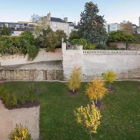 Aparthotel Adagio Access 3*