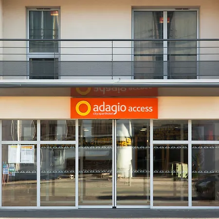 Adagio Access 3* פואטייה