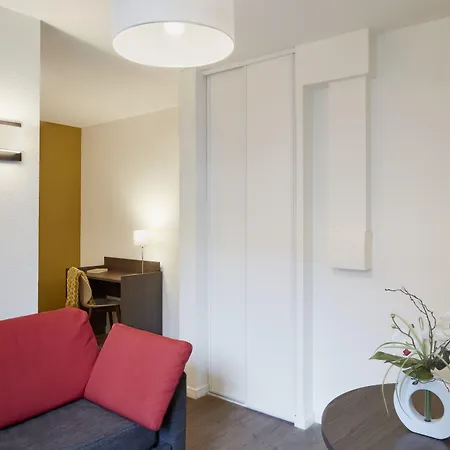 Adagio Access Lägenhetshotell 3*