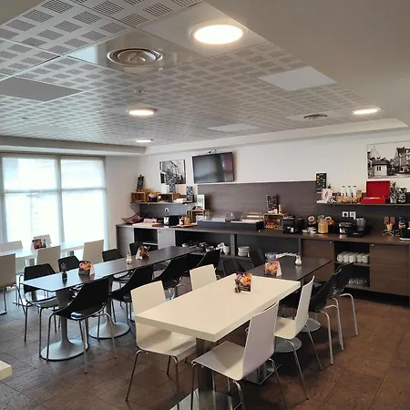 Adagio Access Apart Otel 3*