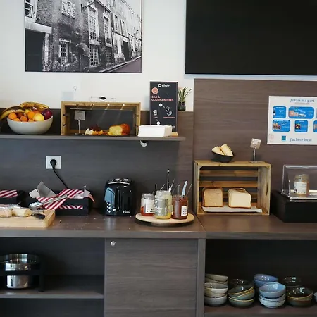 Apart Otel Adagio Access 3*