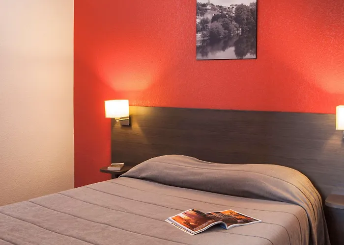 アパートホテル アダージョ アクセス ポワティエ ポアティエ