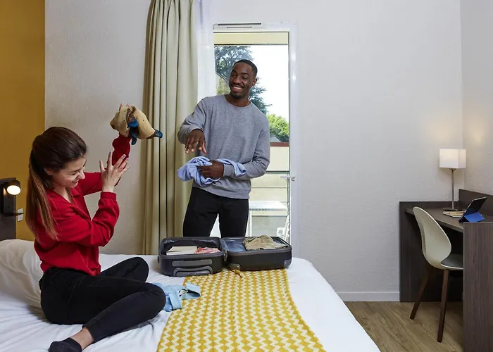 Апарт-отель Adagio Access Пуатье