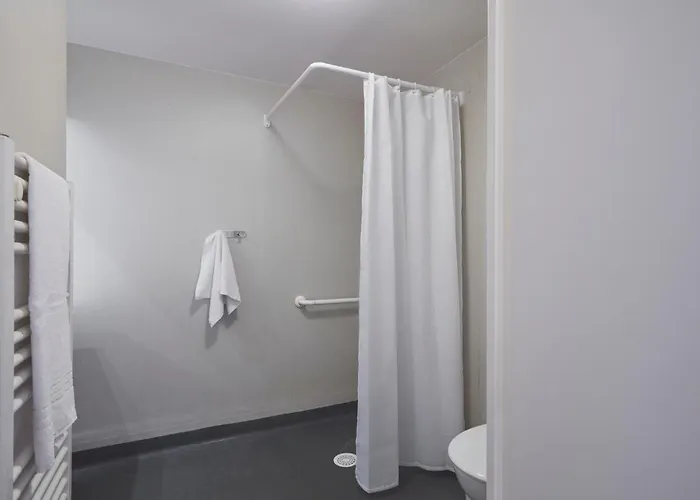 アパートホテル アパートホテル アダージョ アクセス ポワティエ 3*