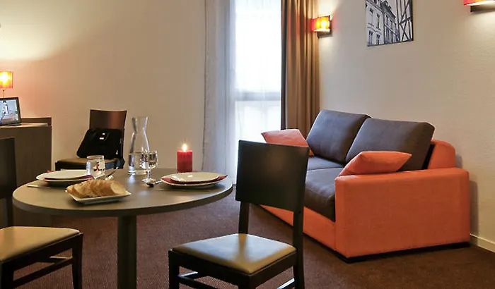 Adagio Access Пуатье